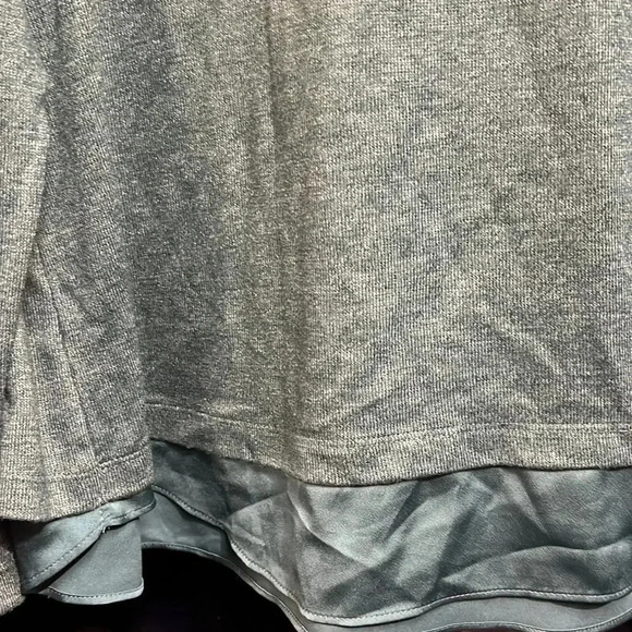 LANDS END size large sweater lightweight - Picture 2 of 3